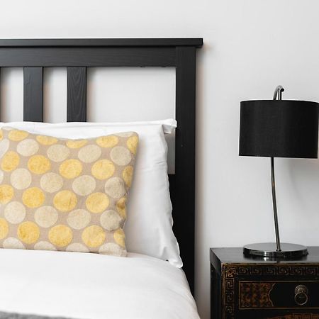 Penthousestays Notting Hill - Spacious 3 Bedroom King Bed Apartment - Near Portobello Road & Kensington High Street Λονδίνο Εξωτερικό φωτογραφία