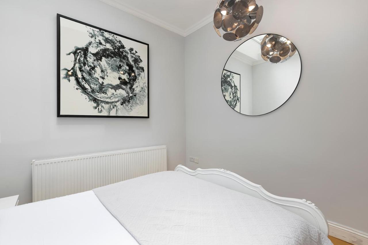 Penthousestays Notting Hill - Spacious 3 Bedroom King Bed Apartment - Near Portobello Road & Kensington High Street Λονδίνο Εξωτερικό φωτογραφία