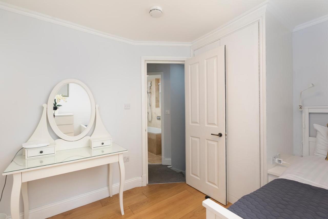 Penthousestays Notting Hill - Spacious 3 Bedroom King Bed Apartment - Near Portobello Road & Kensington High Street Λονδίνο Εξωτερικό φωτογραφία